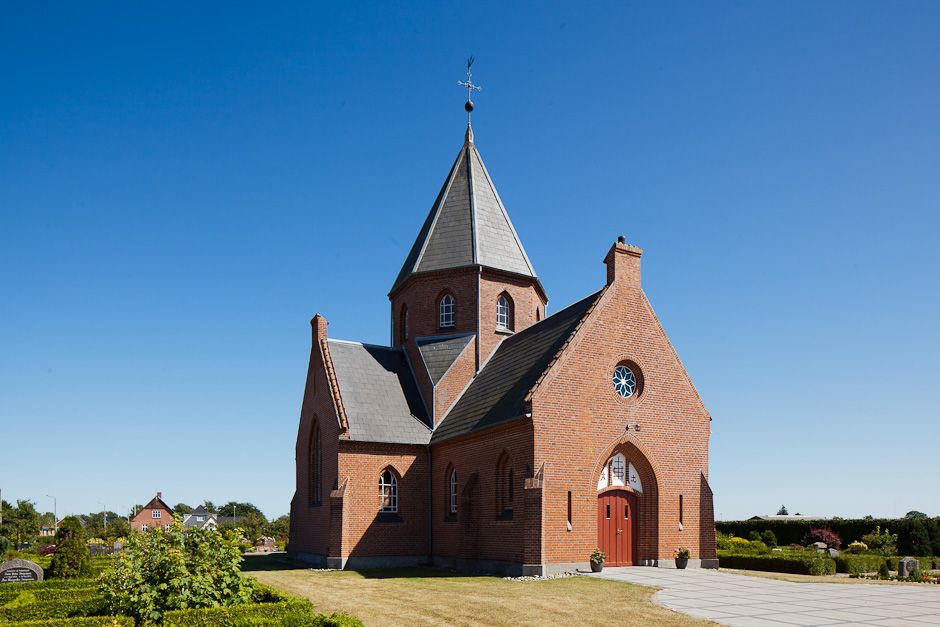 Øster Hurup kirke